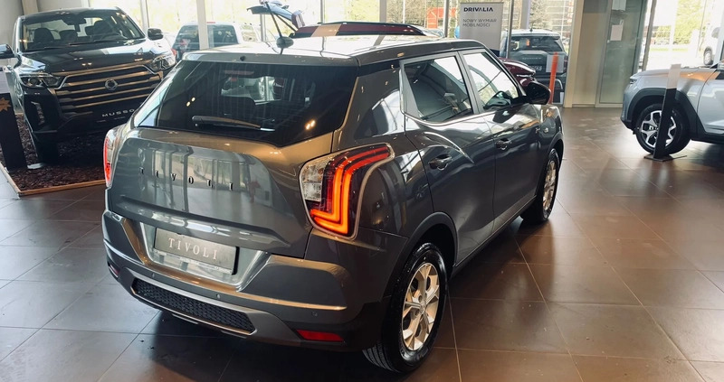 SsangYong Tivoli cena 112800 przebieg: 5, rok produkcji 2023 z Gliwice małe 232